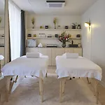 Bachaumont Hotel 4*