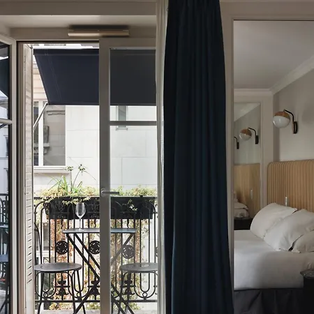 Bachaumont Hotel
