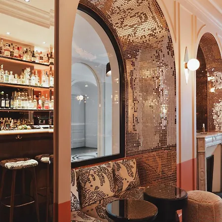 Bachaumont Hotel