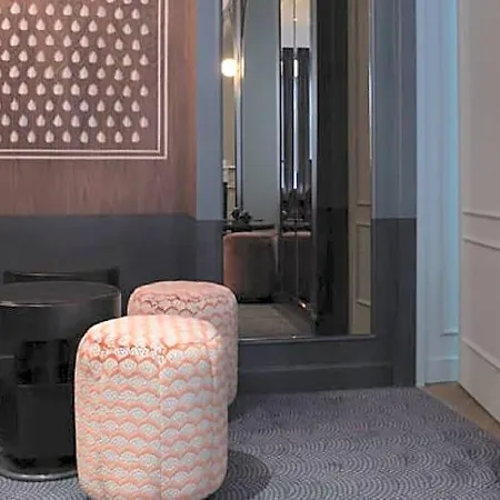 Bachaumont Hotel