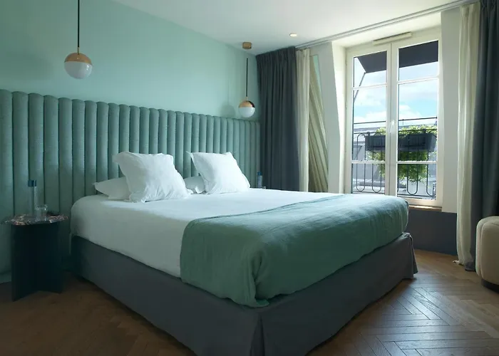 Отель Bachaumont 4*