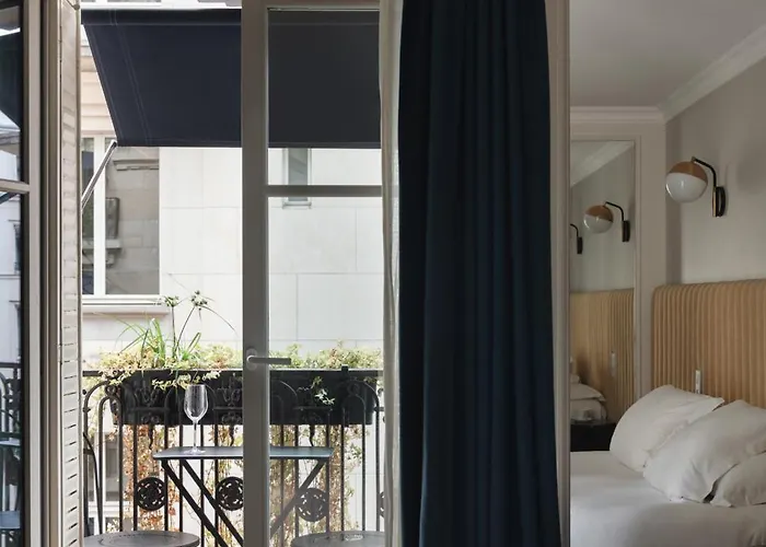 Bachaumont Отель