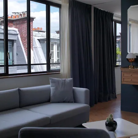 ホテル オテル バショモン パリ