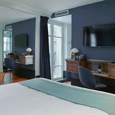 オテル バショモン 4* パリ