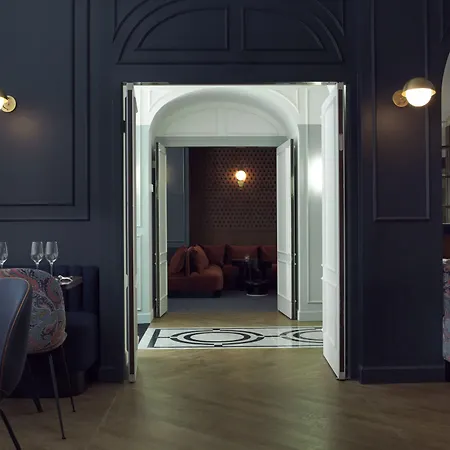 オテル バショモン ホテル