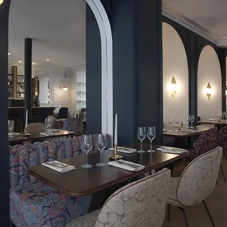 オテル バショモン ホテル 4*