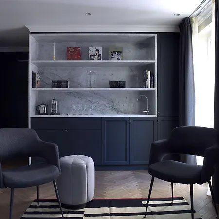 巴舒蒙特酒店 4*